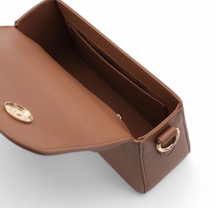 Taschen für Damen: Neue Makani Handtasche braun – Neu (gemäss Beschreibung) aus Amriswil von sim_nlb6 1