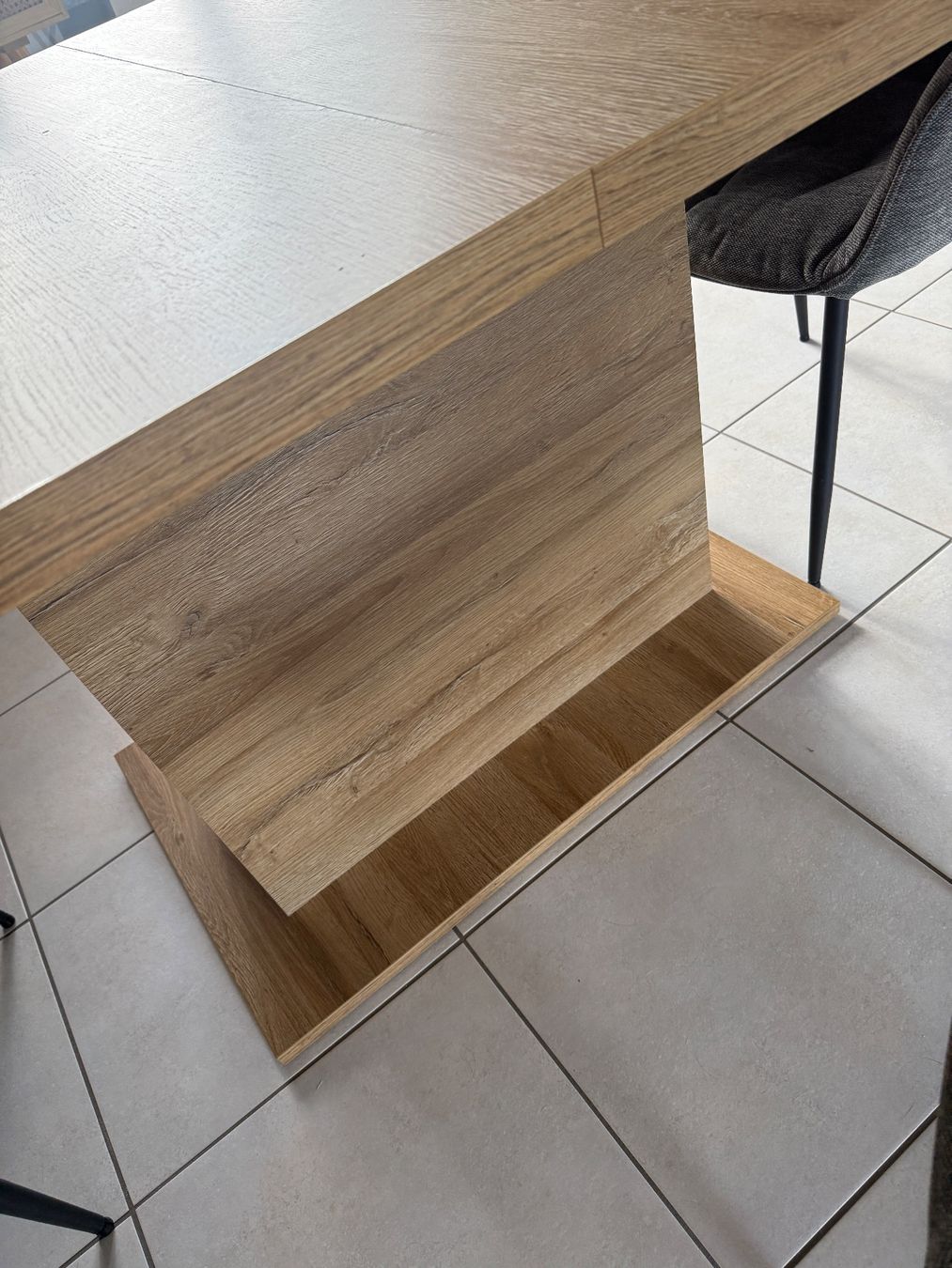 Conforama Tavoli: Table / tisch – Usato da Bonstetten venduto da Johanne_Lamalle 2