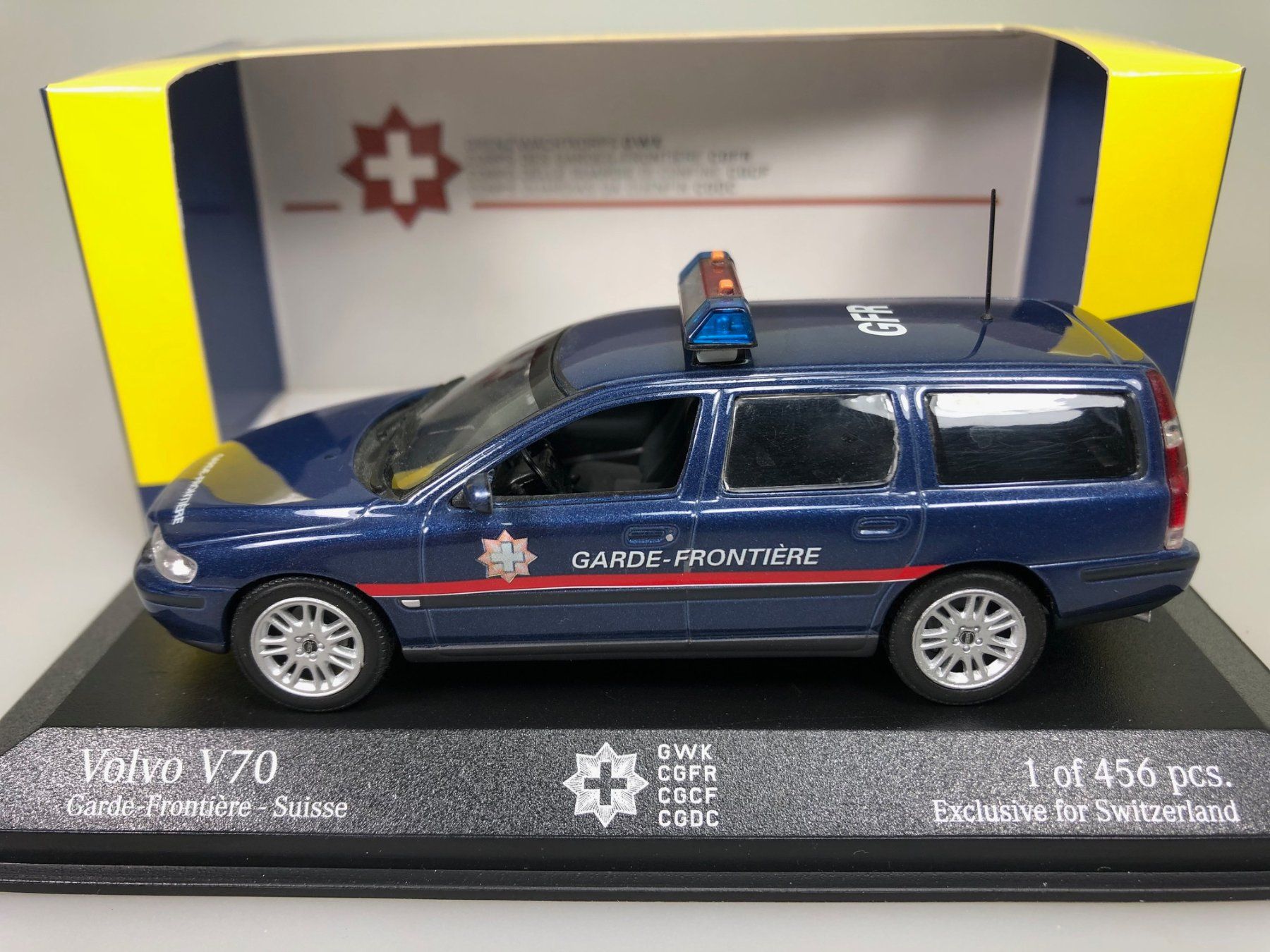 Volvo Modellautos: Volvo V70 Garde-Frontiere - Minichamps - 1:43 – Gebraucht aus Widen von Himan 2
