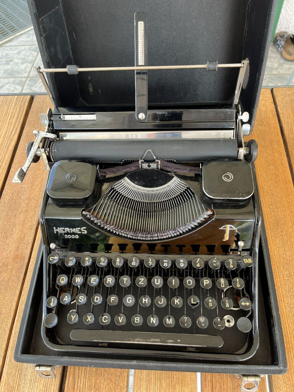 Macchine da scrivere: Schreibmaschine Hermes 2000 – Usato da Wettingen venduto da andreas5 1