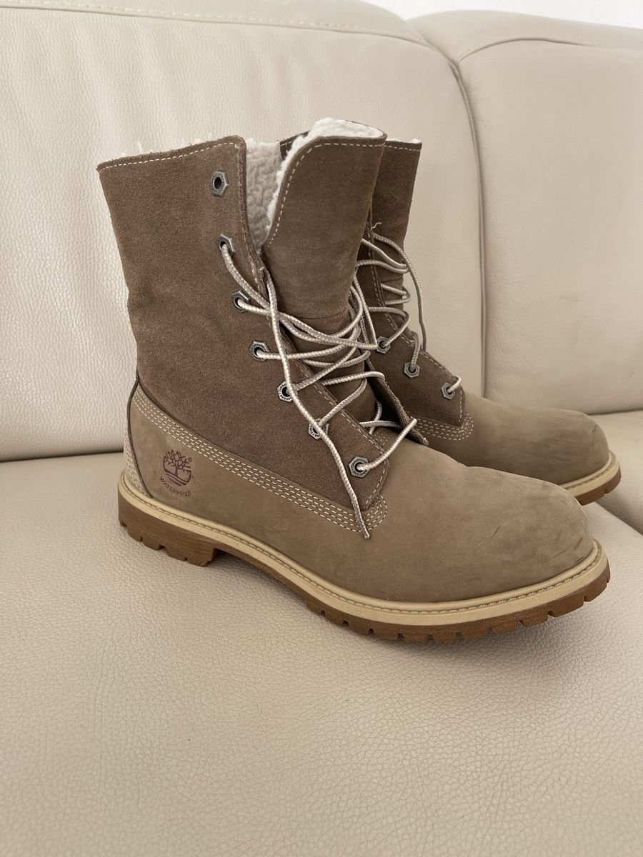 Timberland Scarpe da donna: Timberland Boots Waterproof Gr. 39.5 – Usato da Wichtrach venduto da Adriana222
