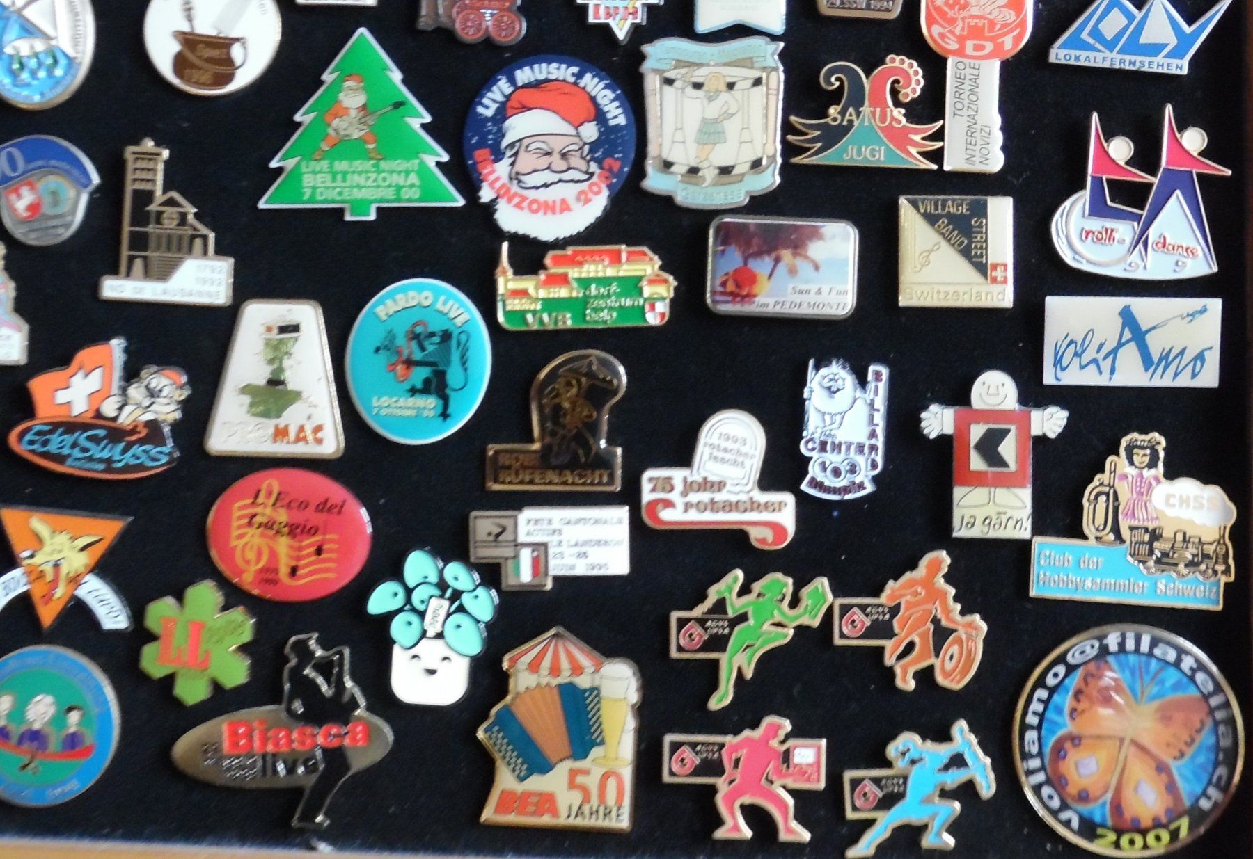 Placchette & Badge: Pin-Sammlung – Usato da Bellinzona venduto da Luna093 9