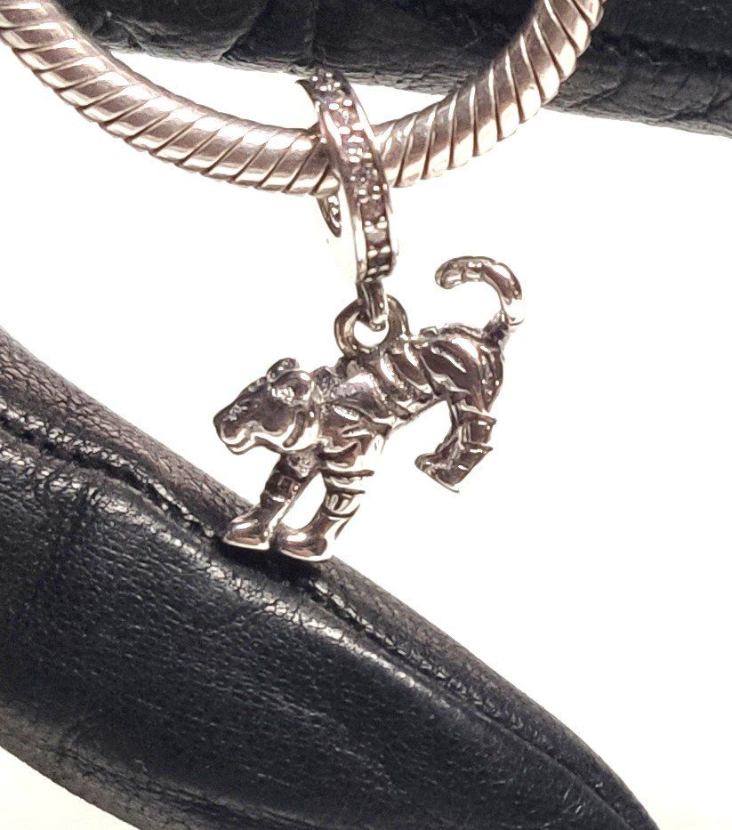 Ciondoli: Charm-Tiere, die mit Pan-do-ra kompatibel sind. – Nuovo e nell'imballaggio originale da Lamboing venduto da Qtrica 5