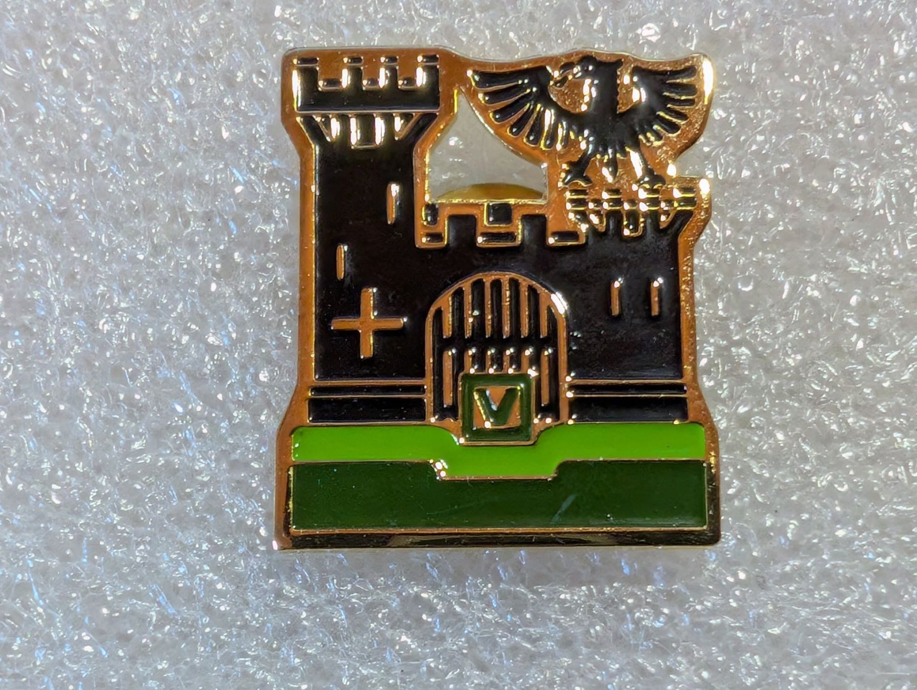 Plaquettes & Badges: Ansteckpin 266: Schloss – D'occasion à Oppligen par Pin-Fall-Shop