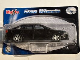 Audi A4 fabriqué par Maisto (no Dinky Toys)