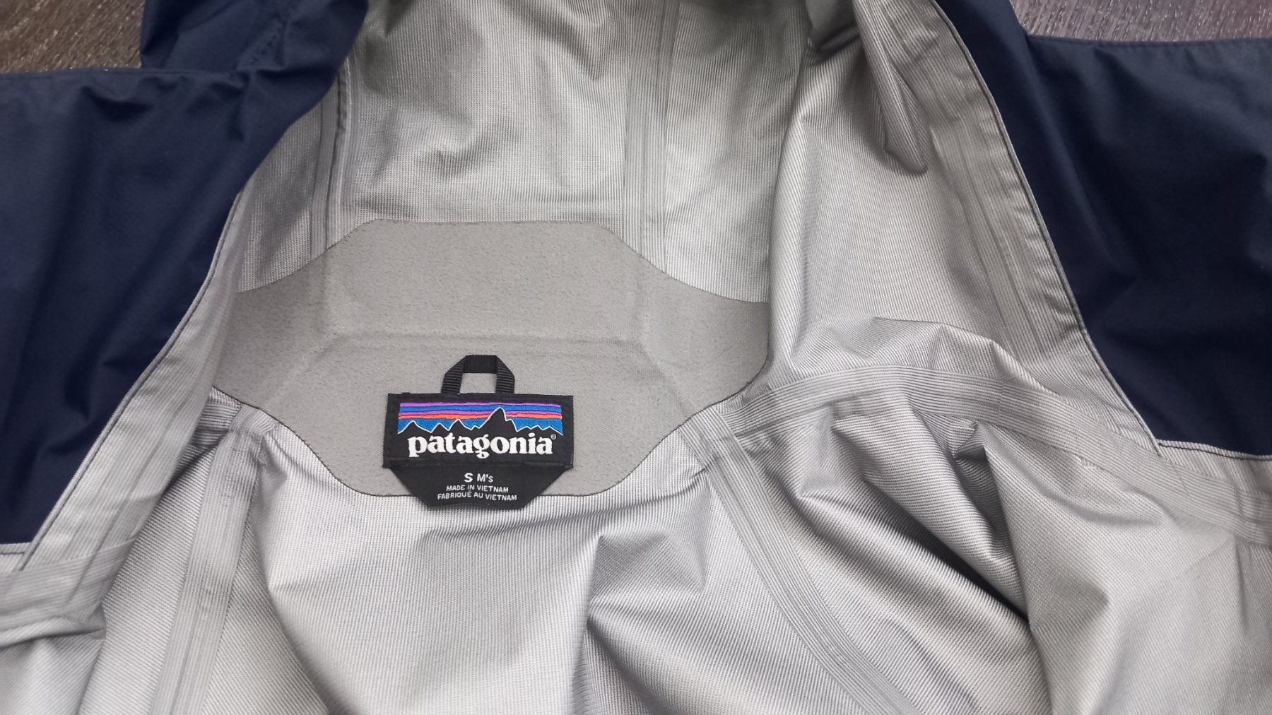 Patagonia Giacche: Patagonia Torrentshell 2.5L Gr.S – Nuovo (secondo la descrizione) da Luzern venduto da S.R.00 2