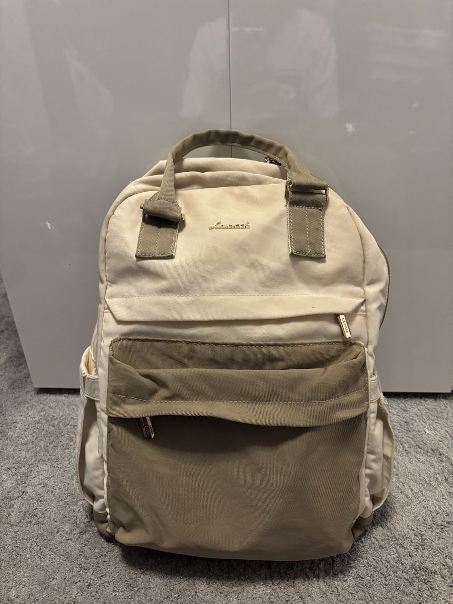 Zaini: Rucksack beige mit USB Anschluss – Usato da Winterthur venduto da van_8fsq