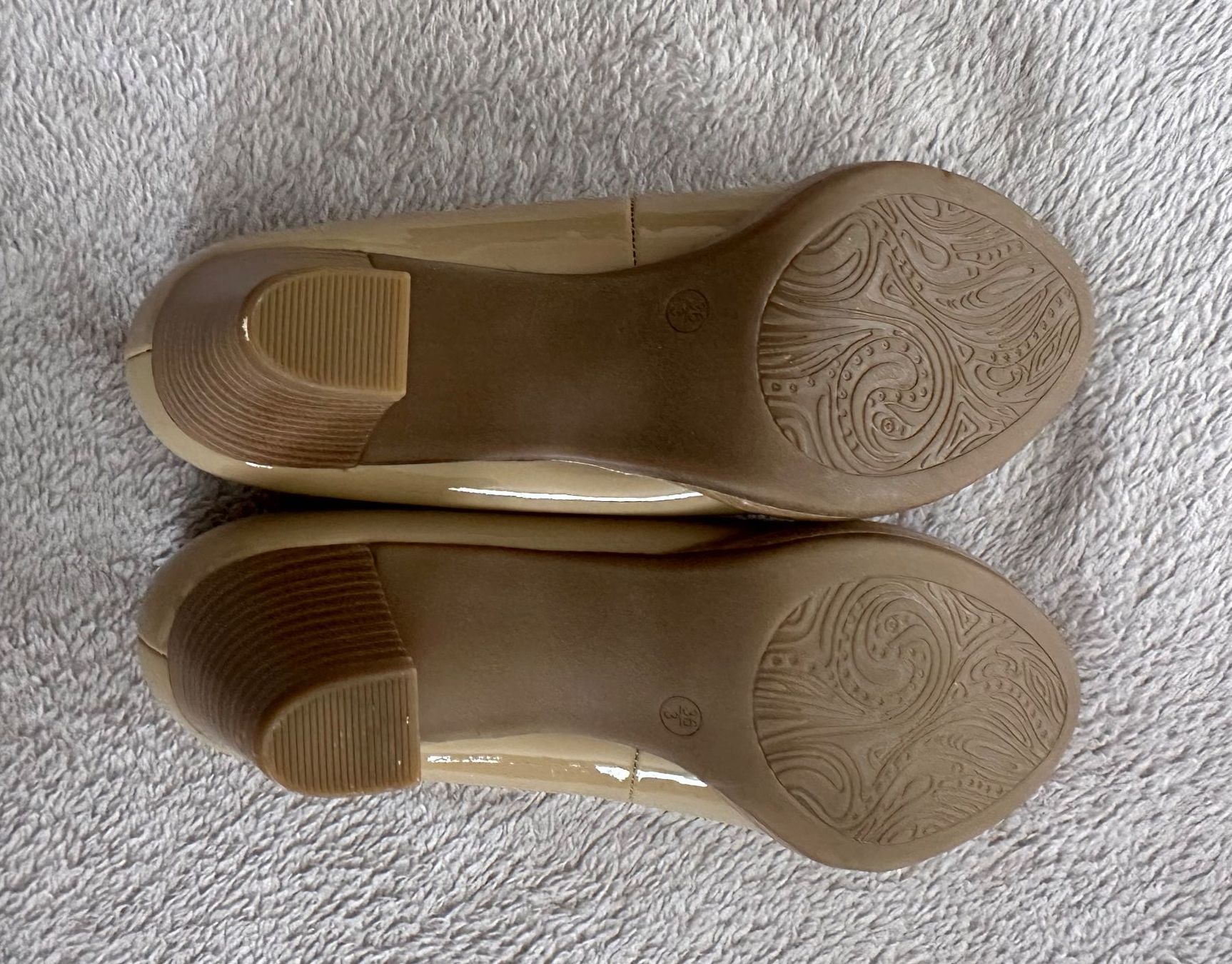 Scarpe da donna: Pumps 5th Avenue, Beige, Lack Glanz – Nuovo (secondo la descrizione) da Niederglatt ZH venduto da Polobunny 4
