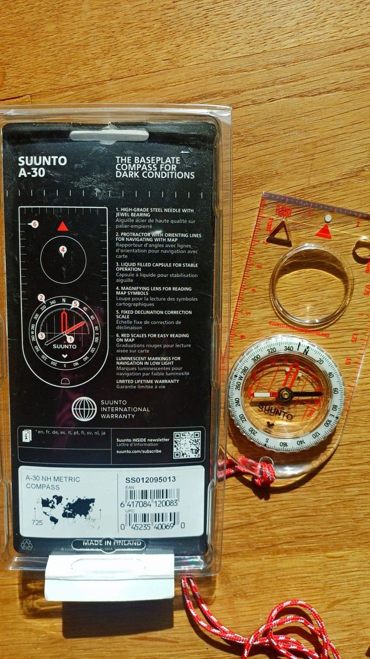 Suunto GPS & Strumenti di misurazione: Kompass, Marke Suunto – Usato da Thalwil venduto da HLF 1