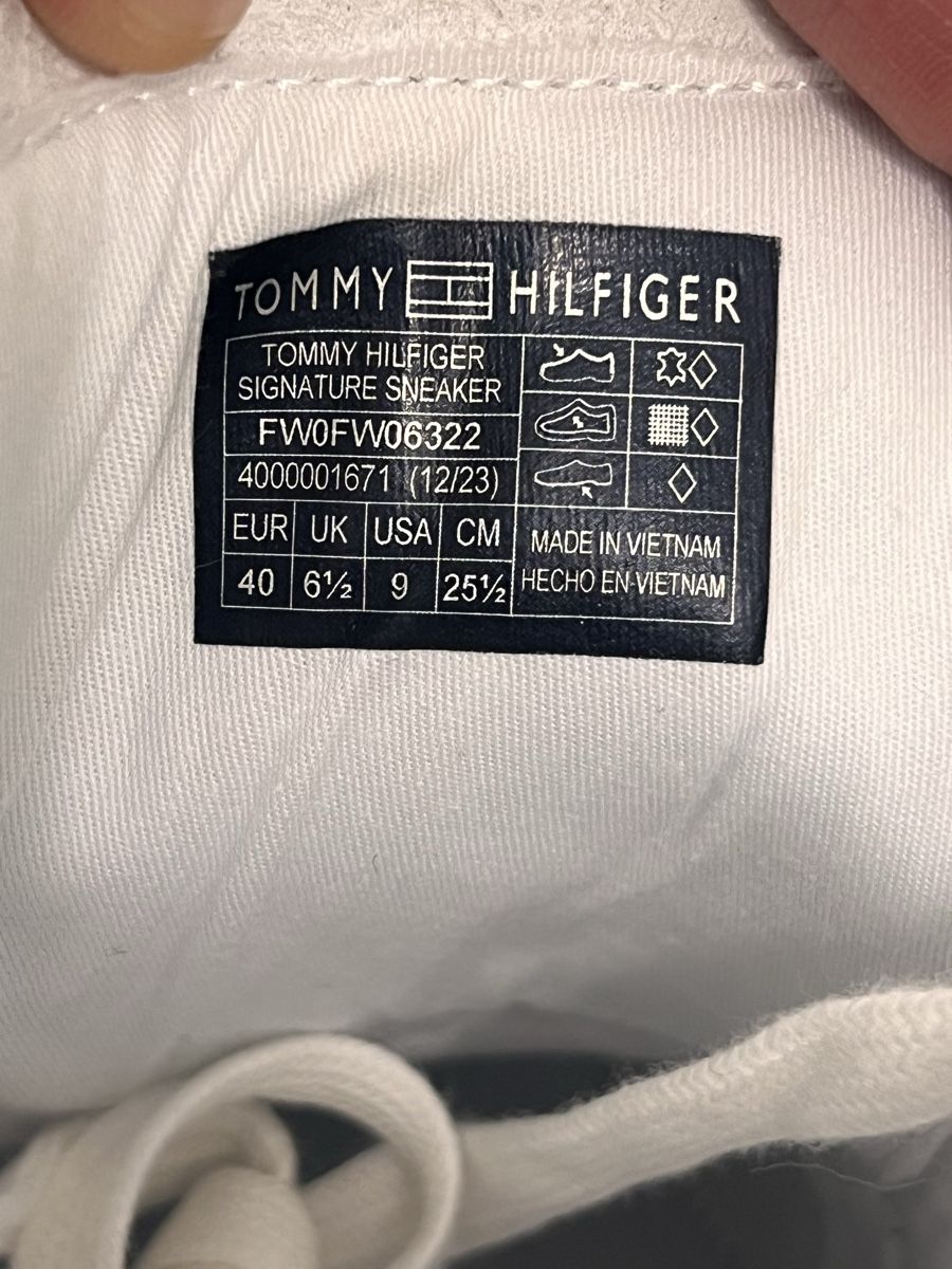 Tommy Hilfiger Scarpe da uomo: Tommy Hilfiger Sneaker Leder Gr. 40 weiss – Nuovo (secondo la descrizione) da Winterthur venduto da ChicMarkt 2