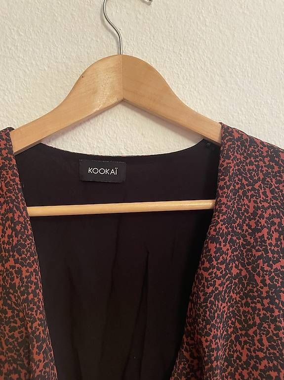 Kookai Kleider: Robe Kookaï – Gebraucht aus Neuchâtel von Estonia17 1