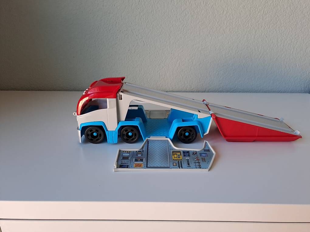 Spielzeuge: Camion Pat' Patrouilleur – Gebraucht aus La Chaux-de-Fonds von Pro.Marco2300