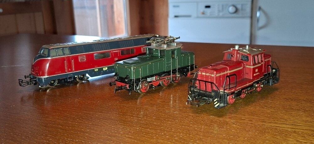 Märklin Modelleisenbahnen: Märklin H0 AC 3 Lok Set. – Gebraucht aus Pfäffikon ZH von gub_2j76