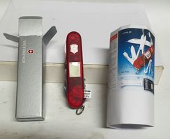 Sackmesser Taschenmesser Couteau Knive Victorinox TRAVELLER