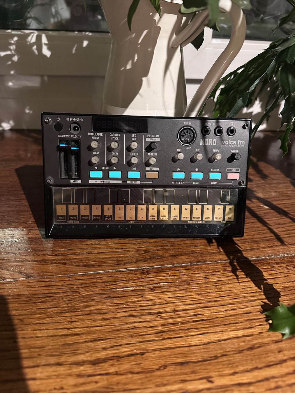 Korg Strumenti musicali: Korg Volca FM – Usato da Vevey venduto da fig_9gz8