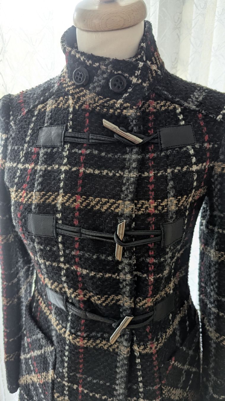 Benetton Cappotti: Benetton Jacke – Usato da Zürich venduto da Stonejewelry