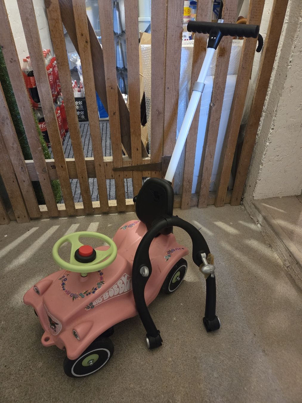 Big Fahrzeuge für Kinder: Bobby Car mit Rausfallschutz – Gebraucht aus Rüti ZH von CananK.