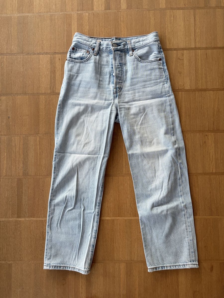 Levi's Jeans: Levi‘s Premium Ribcage  – D'occasion à Zürich par bib_ds9n 2