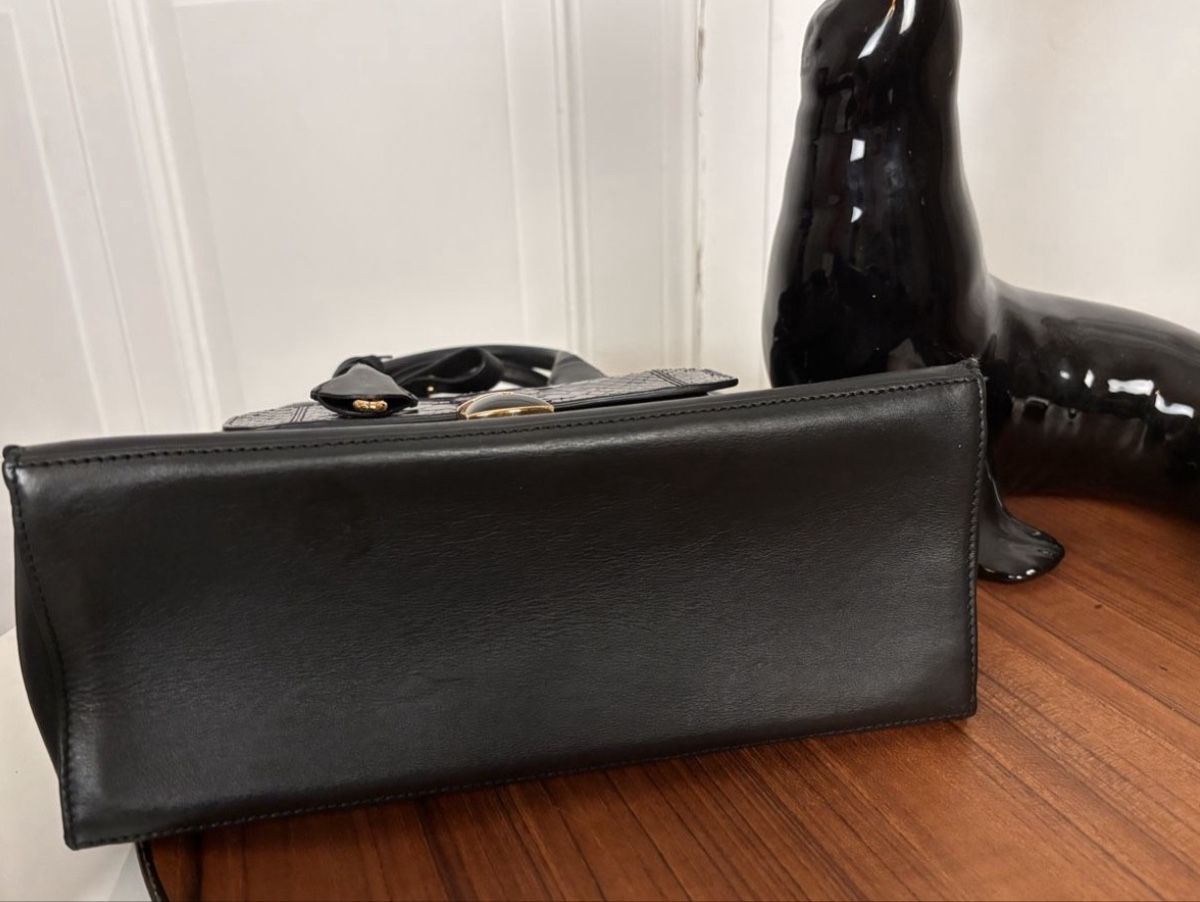 Balenciaga Sacs femmes: Balenciaga Python Handbag Black Purple  - Like New – Neuf (Voir description) à Safenwil par Flower_Boutique 4