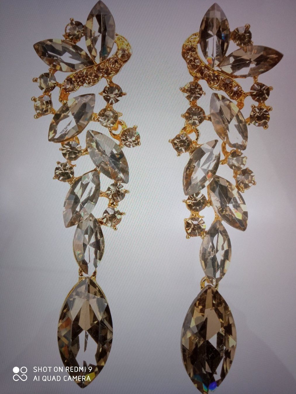Orecchini pendenti & Orecchini a lobo: Ohrstecker "Glamour-Look" – Nuovo e nell'imballaggio originale da Wald ZH venduto da mlnt 1