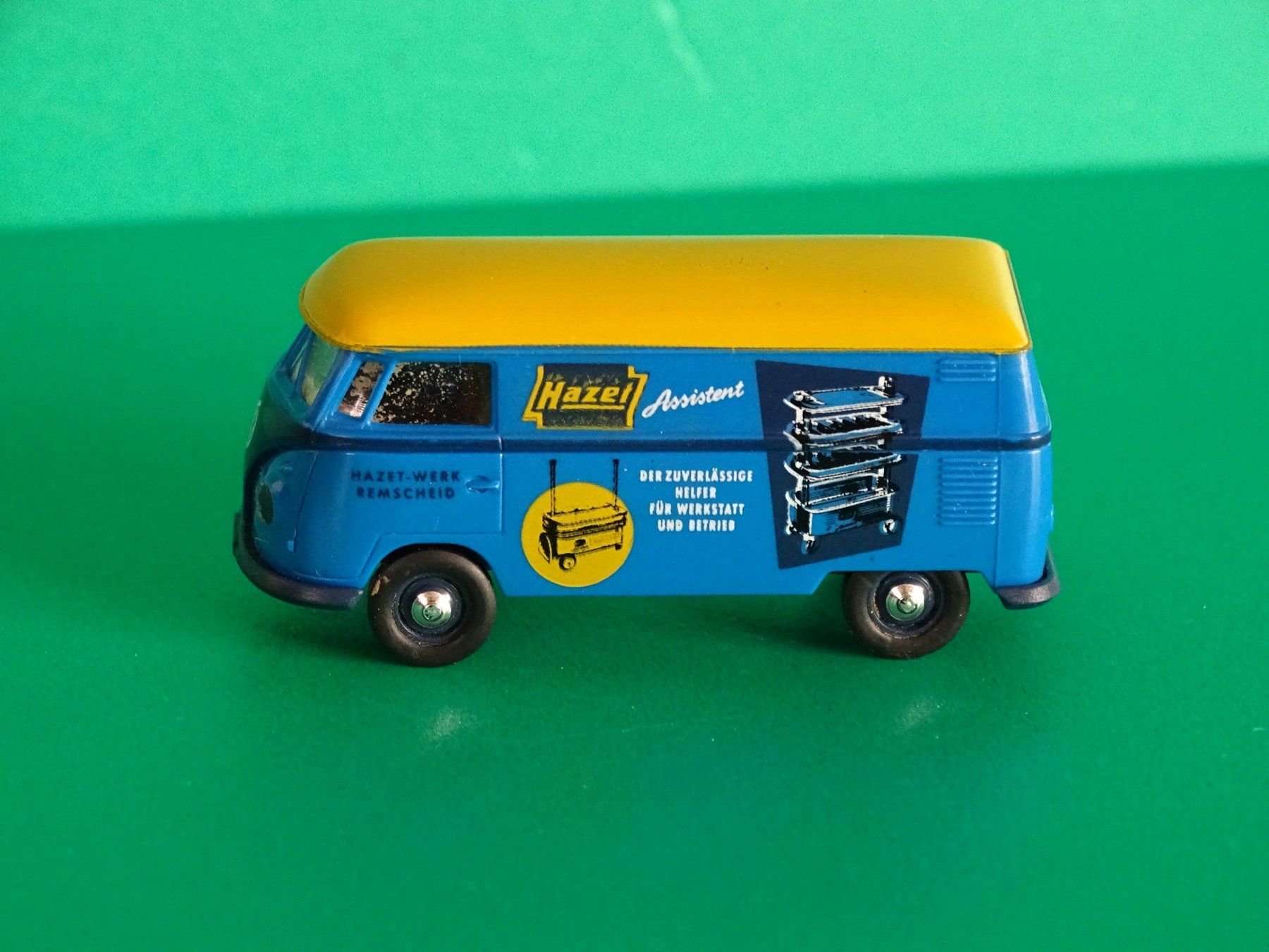 Brekina Modellini d'auto: VW Bus von Brekina 1/87 – Usato da Bretzwil venduto da Meex 2