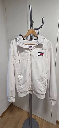 Winterjacke Gr. M weiss Tommy Jeans