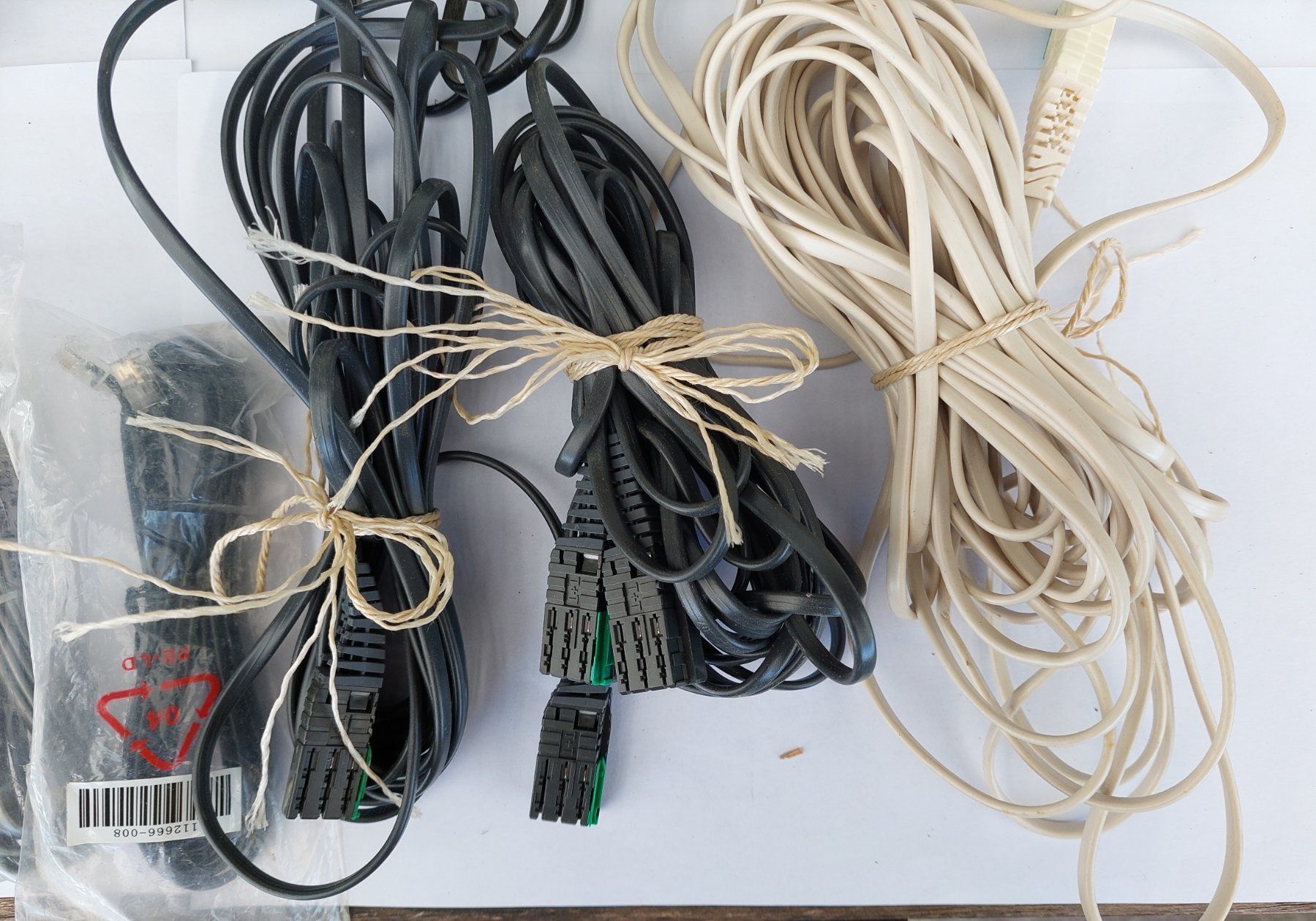 Cavi: Telefonkabel diverse Längen&Stecker – Usato da Zürich venduto da Cortin 3