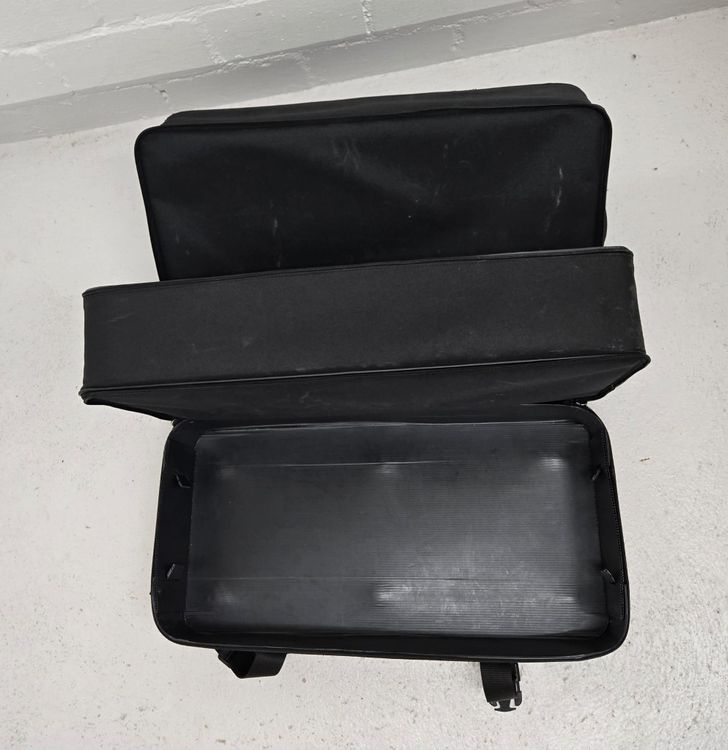 Borse: Grosse schwarze SchuhTasche, 3-teilig – Usato da Rheinsulz venduto da Dred 3
