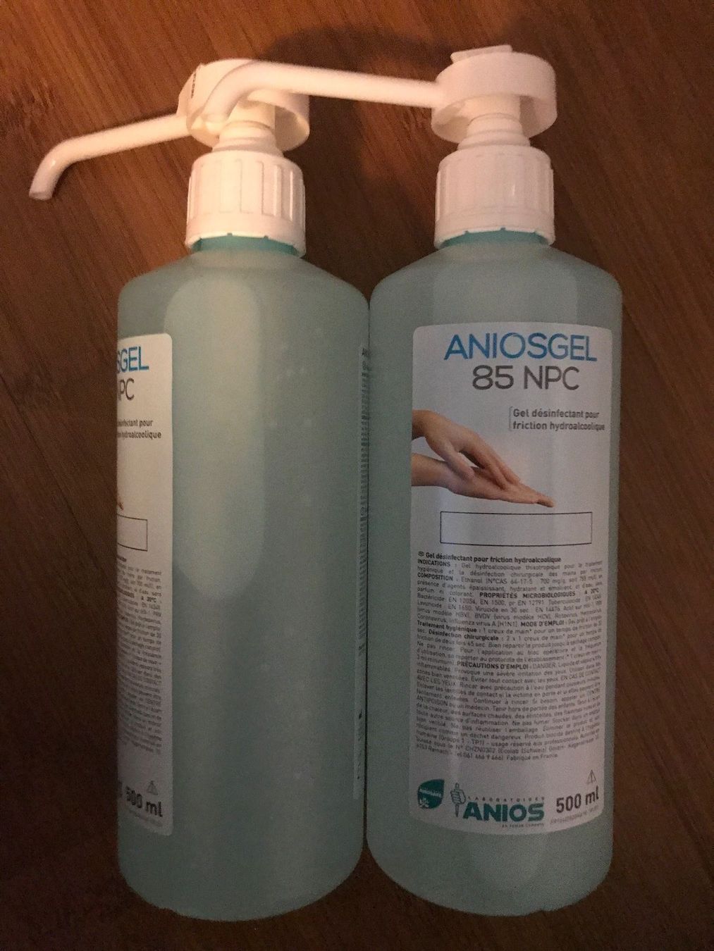 Medizinische Pflegemittel: 2*500 ml Desinfektionsmittel, Gel – Neu und originalverpackt aus Muttenz von Susanne81002