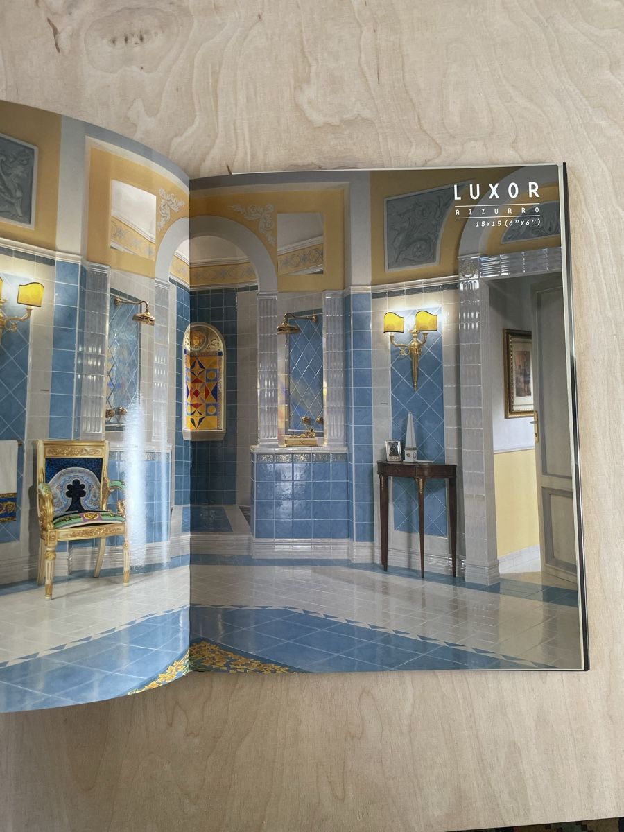 Libri: VERSACE Ceramic Design: pers. Exemplar v. Ruth Dreifuss – Nuovo (secondo la descrizione) da Bern venduto da gwe_6rck 8