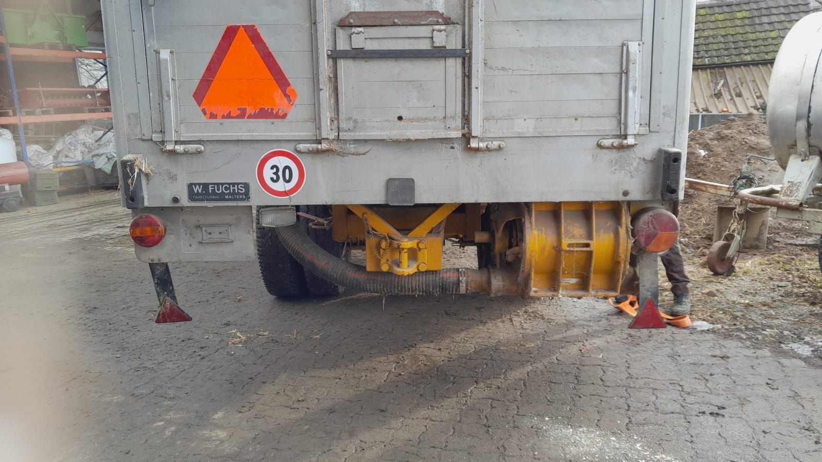 Rimorchi: Gebläseanhänger Losewagen – Usato da Buttisholz venduto da dorfbur 2