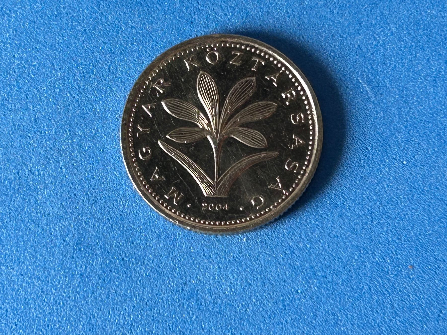 Alle Münzen: Hungary - 2 Forint 2004 – Gebraucht aus Corcelles NE von AJKader 5