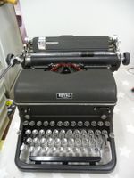 Schreibmaschine Royal