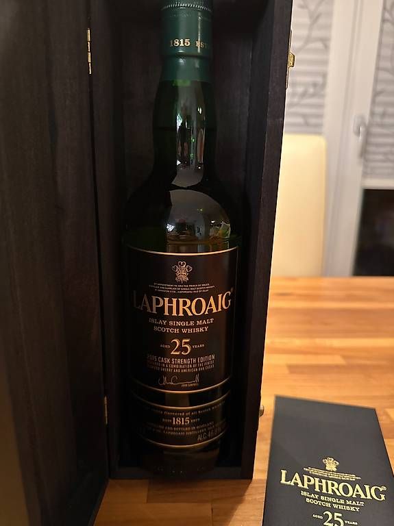 Laphroaig Bevande alcoliche: Laphroaig 25 Cask Strength Edition – Nuovo e nell'imballaggio originale da Eggersriet venduto da sese2008 1