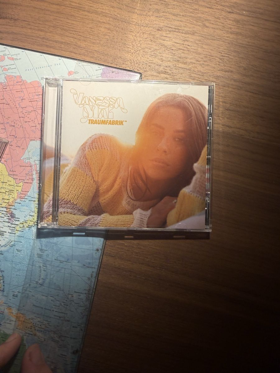 CD: Vanessa Mai CD Traumfabrik – Nuovo (secondo la descrizione) da Flaach venduto da Filmklopper87