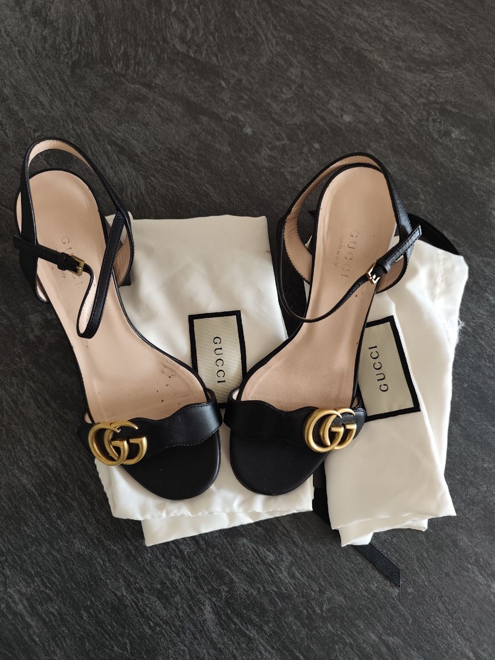 Gucci Scarpe da donna: Gucci sandale Marmont 36 – Usato da Martigny venduto da Vintage-23