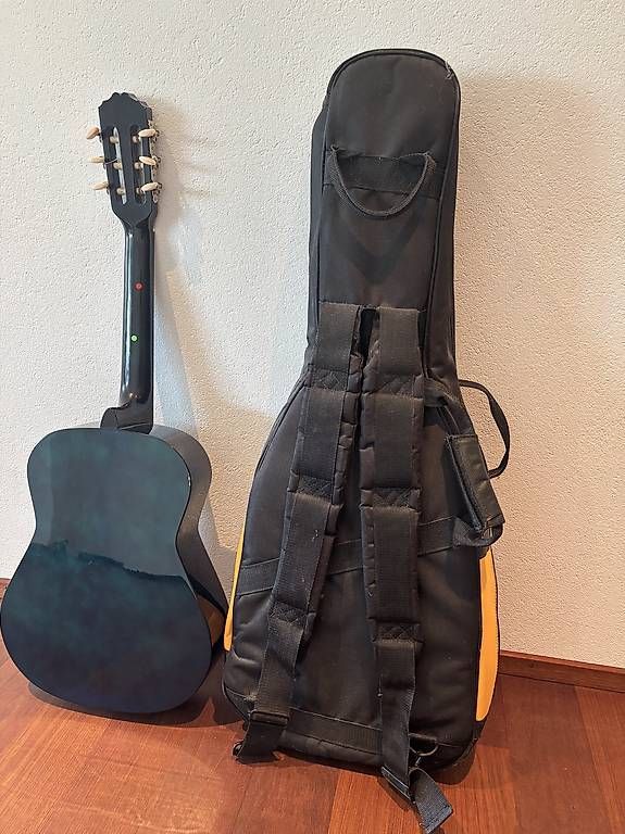 Musikinstrumente: Kinderguitarre – Gebraucht aus Cham von fel_pl87 3