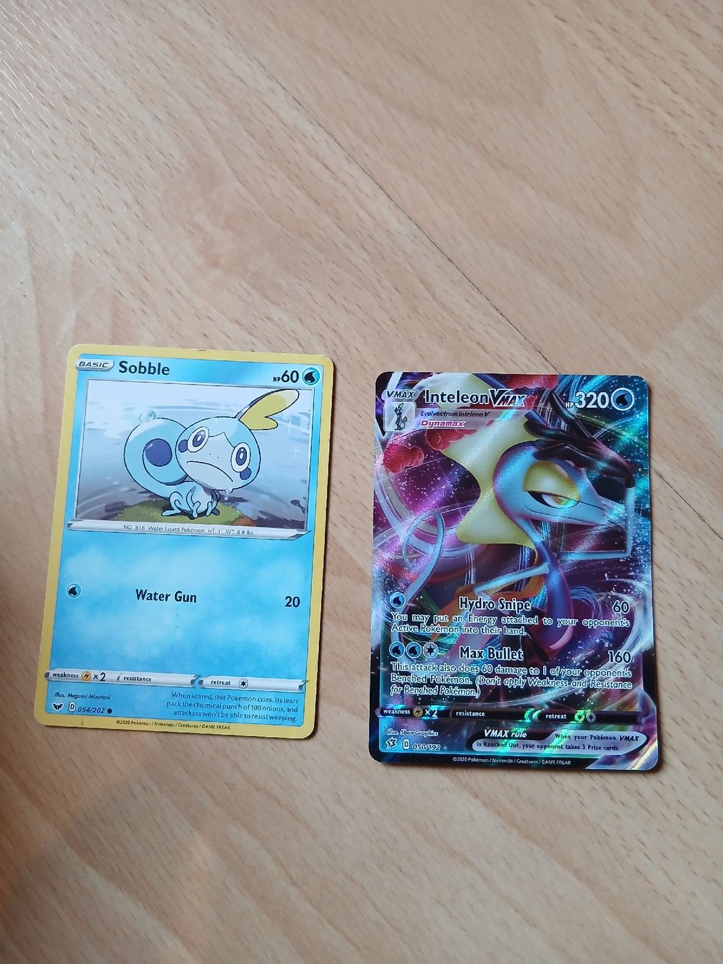 Pokémon Carte collezionabili: Pokemon Karten: Inteleon VMAX & Sobble 💧 – Usato da Bern venduto da Secondsky