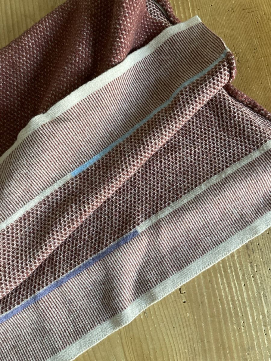 Foulard & Sciarpe: Schal aus Wolle rostrot – Usato da Luzern venduto da nisssa 2