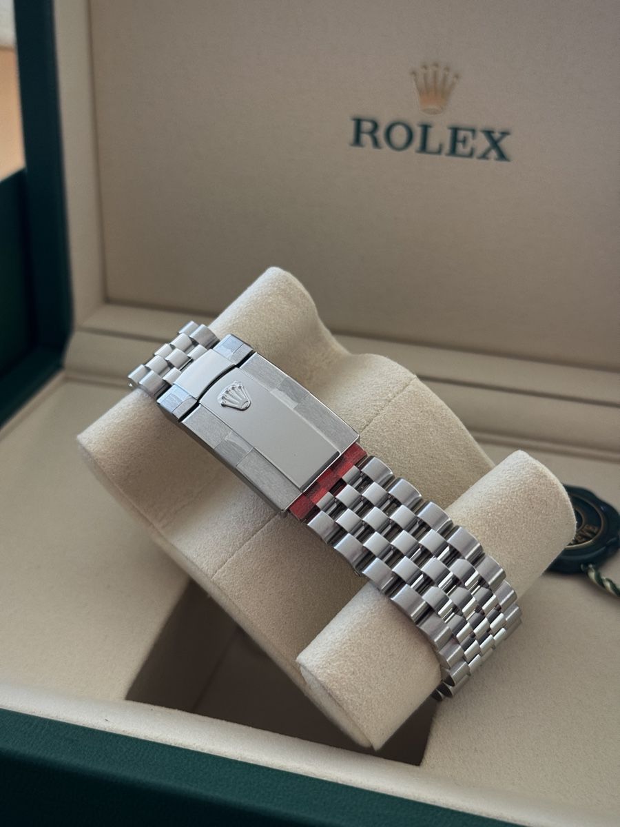 Rolex Uhren: Rolex Datejust 41 Wimbledon NEUWERTIG – Neu und originalverpackt aus Büron von Sasho_wrst 4