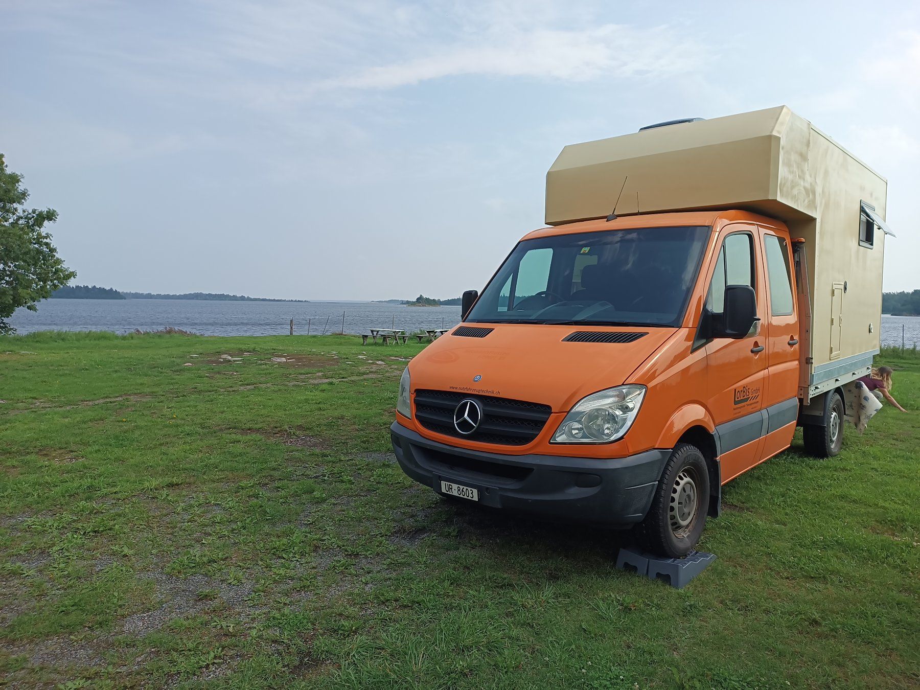Mercedes-Benz Camping Fahrzeuge: Wohnkabine 40mm isoliert mit oder ohne Sprinter – Gebraucht aus Seedorf UR von xaveri123 1