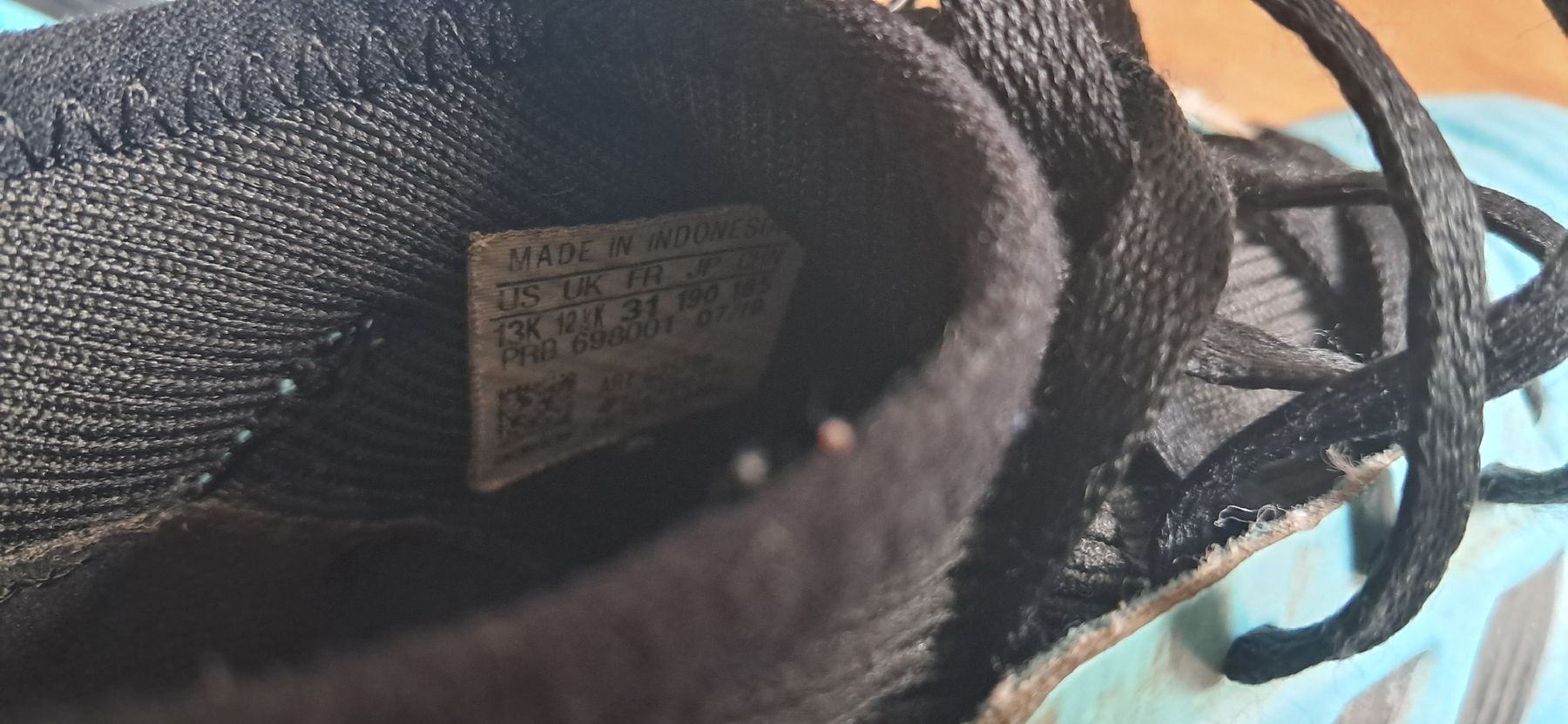 Adidas Herrenschuhe: Fusballschuhe Gr.31 – Gebraucht aus Nidau von Darkpooh 4