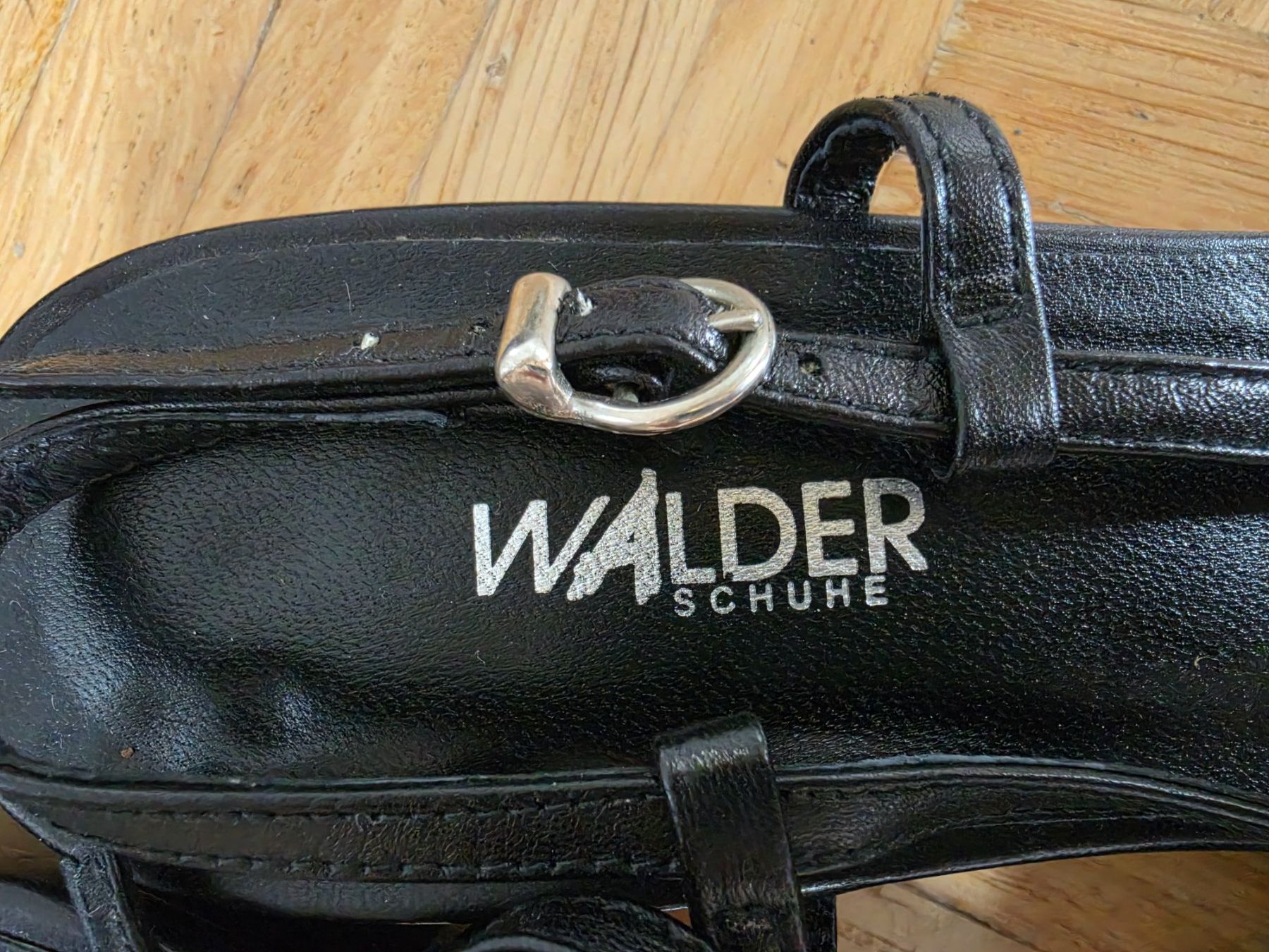 Scarpe da donna: Sandalen Walder ca. Gr. 39 – Usato da Stäfa venduto da flamingo_17 4