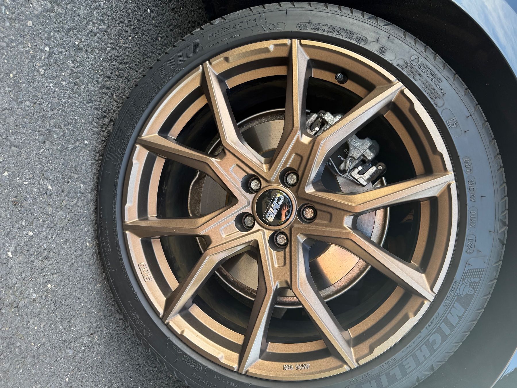 Volvo Pneus & Kompletträder: CMS - C33 - bronze 8x19 – Gebraucht aus Ruggell von Lsgamerfl
