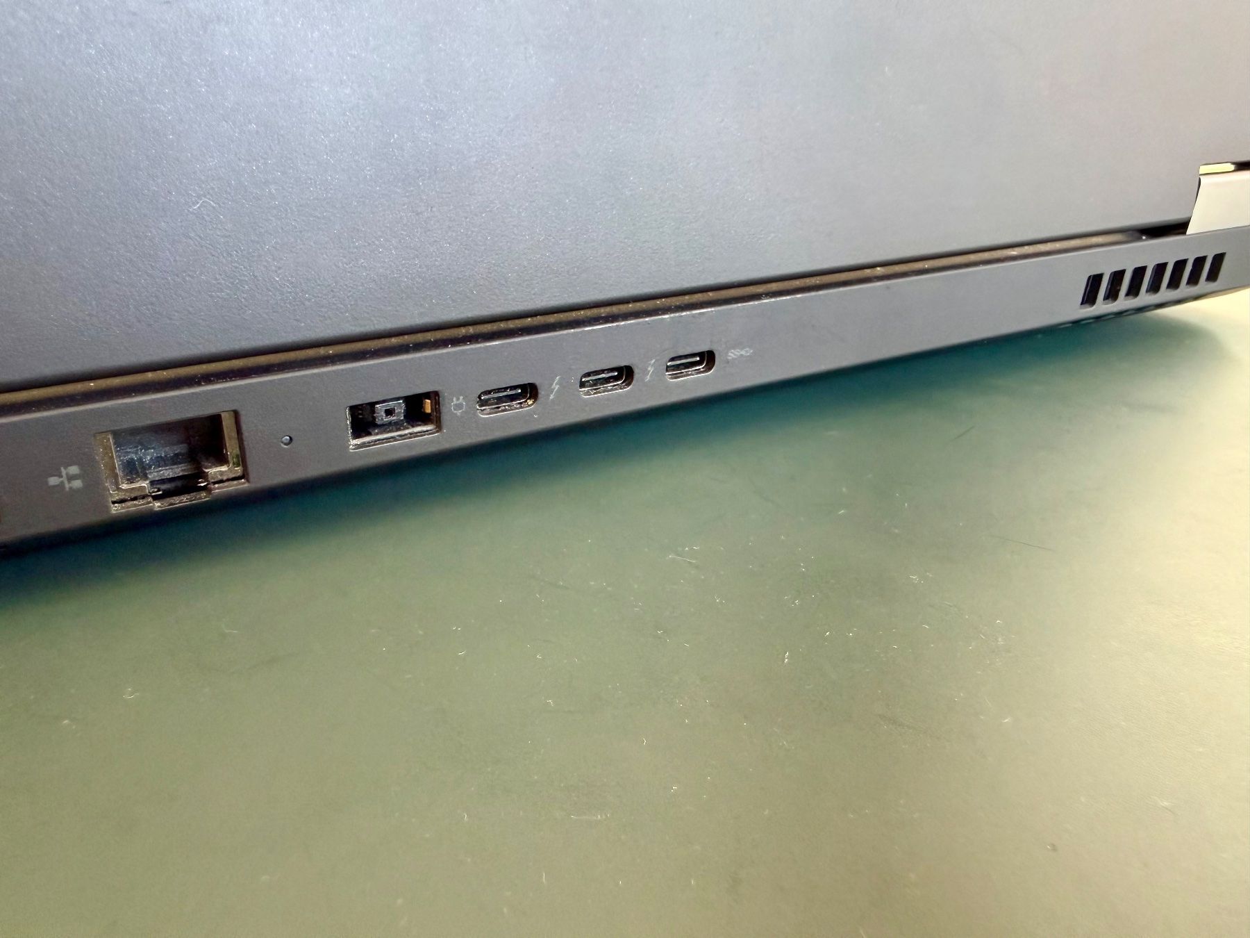 Lenovo Portables: Lenovo ThinkPad P15 Gen 2 – D'occasion à Willisau par killerplauze 4