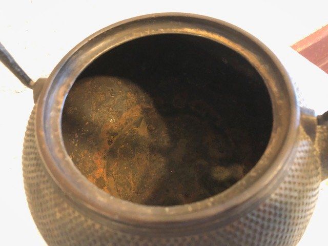 Teekannen: Ancienne théière en fonte – Gebraucht aus Chézard St Martin von schmitt 2