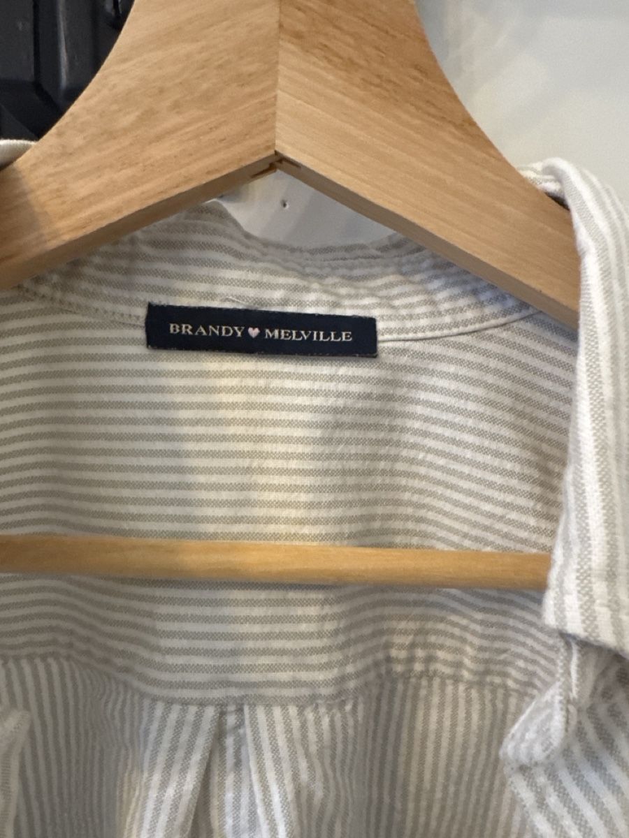 Brandy Melville Camicette: Hemd gestreift Brandy Melville – Usato da Guntmadingen venduto da jael.schwaninger 1