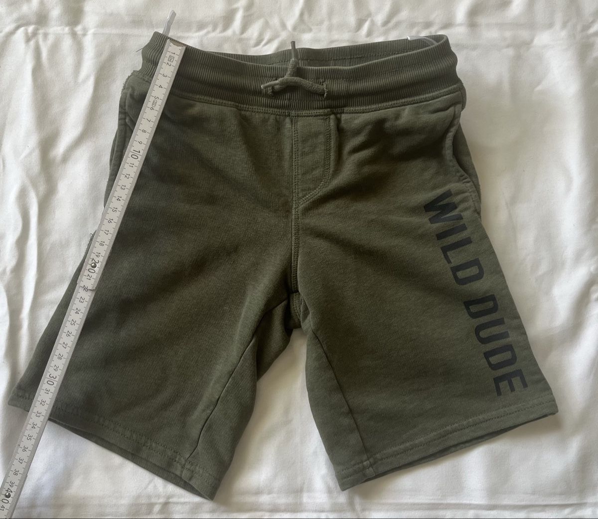 C&A Pantaloni: Kurze Hose Kinder Gr.128 (C&A) – Usato da Davos Platz venduto da Infinity795