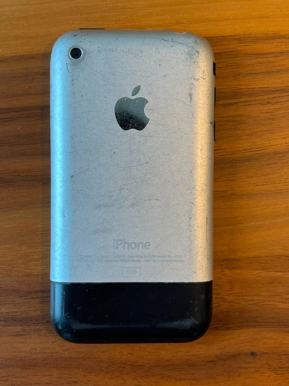 Apple Telefoni cellulari / Smartphones: Iphone 1st Gen – Usato da Balzers venduto da gifom 1