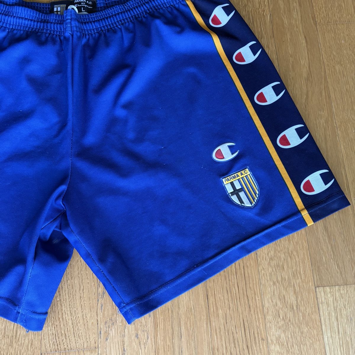 Canottiere & Pantaloni: Parma Calcio Hose Champion 01/02  – Usato da Winterthur venduto da LaBodega 1